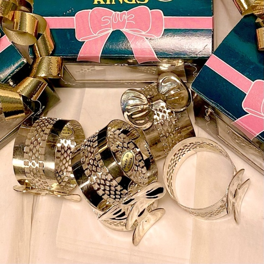 🌟 10 Vintage Silver Plated Bow Napkin Rings - Picture 3 of 3